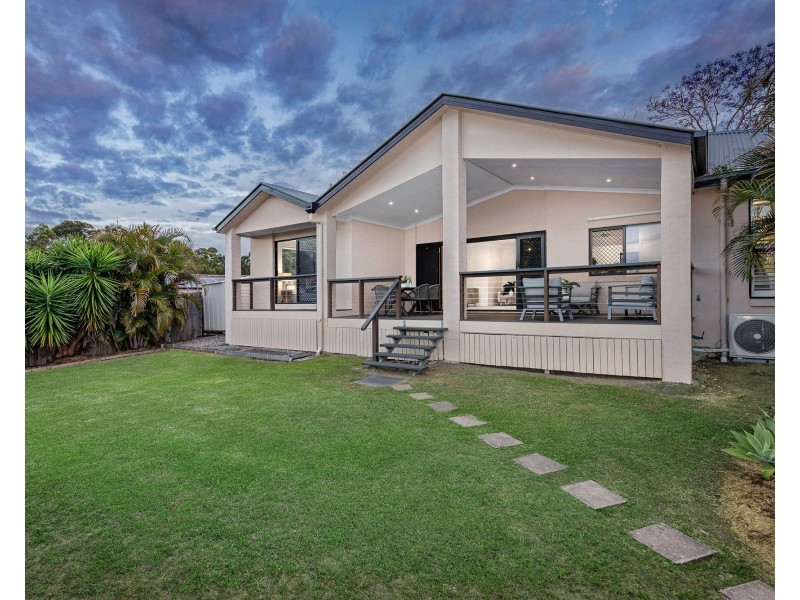 3 Valencia Court, Eatons Hill QLD 4037