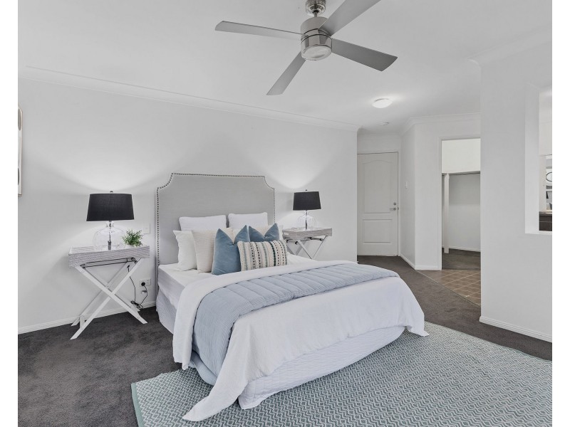 3 Valencia Court, Eatons Hill QLD 4037