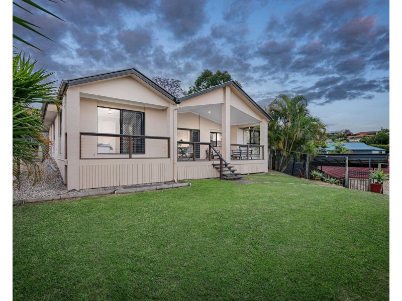 3 Valencia Court, Eatons Hill QLD 4037