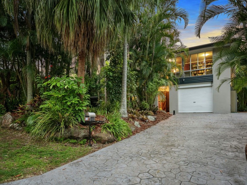 12 Olakuna Crescent, Ferny Hills QLD 4055