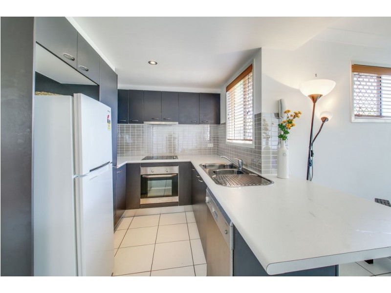 2/20 Jennings Street, Zillmere QLD 4034