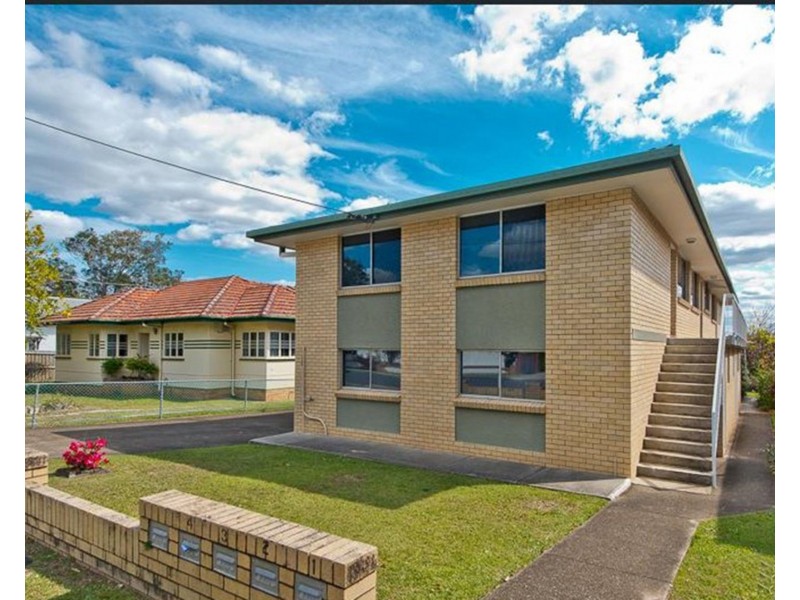 4/8 Zenith Avenue, Chermside QLD 4032