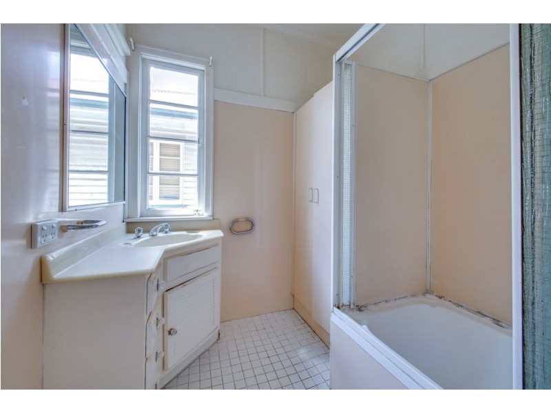 12 Park Street, Banyo QLD 4014
