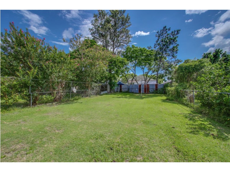 12 Park Street, Banyo QLD 4014