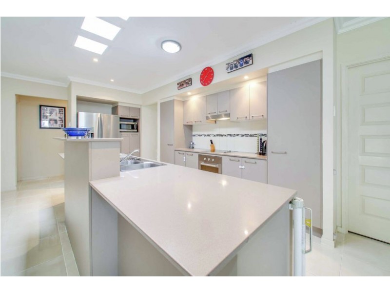 56 Swan Parade, Warner QLD 4500