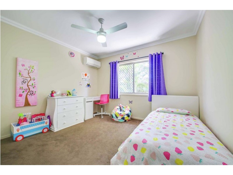 56 Swan Parade, Warner QLD 4500