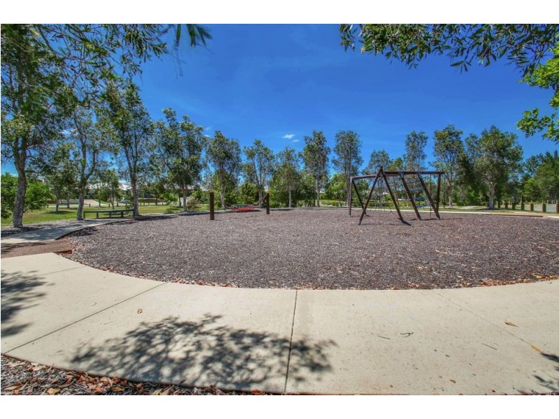 56 Swan Parade, Warner QLD 4500