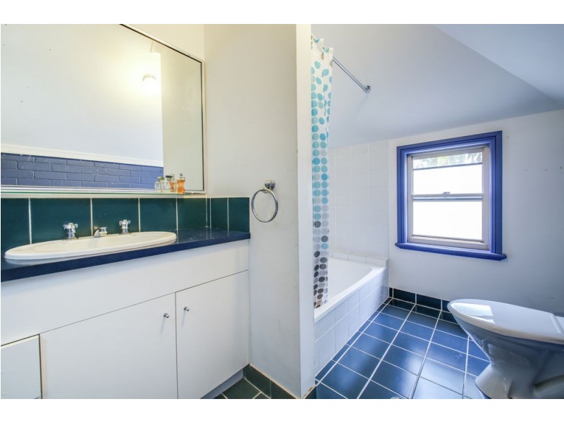 2/10 Pepperina Place, Fitzgibbon QLD 4018