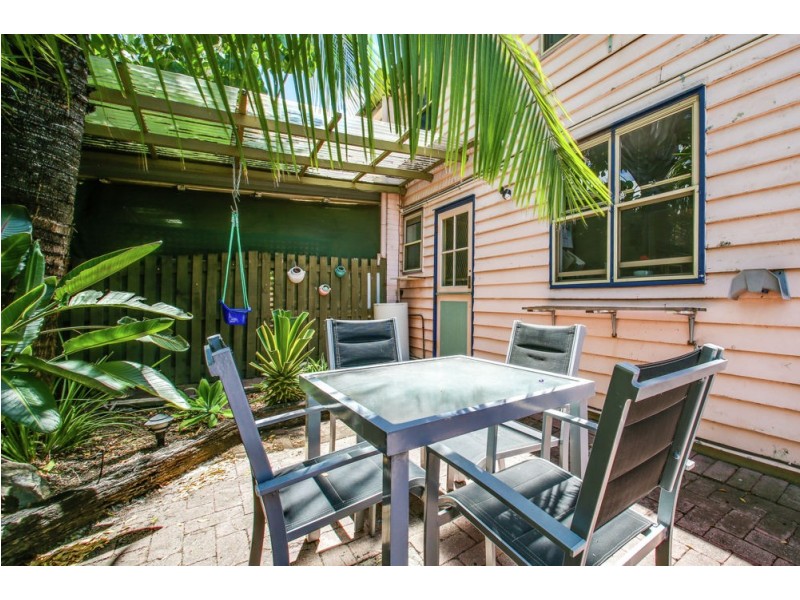 2/10 Pepperina Place, Fitzgibbon QLD 4018