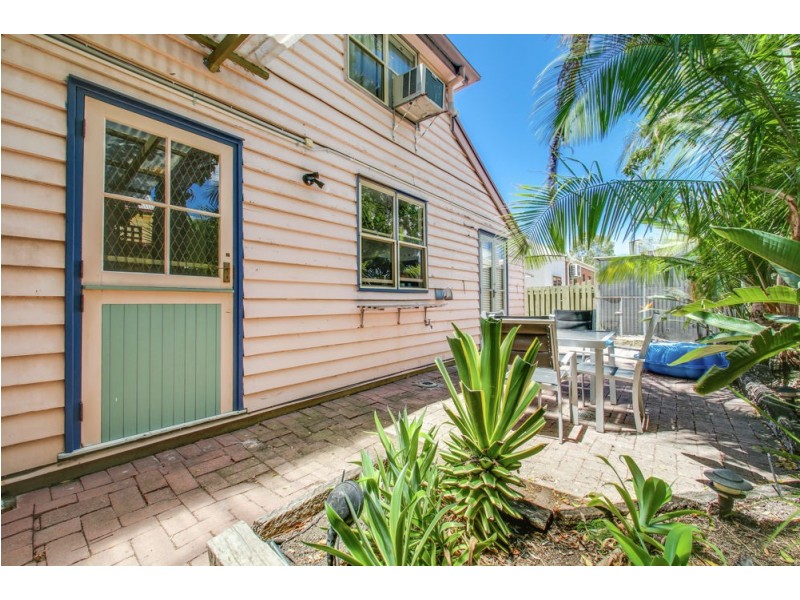 2/10 Pepperina Place, Fitzgibbon QLD 4018