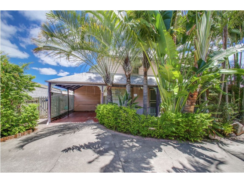 2/10 Pepperina Place, Fitzgibbon QLD 4018