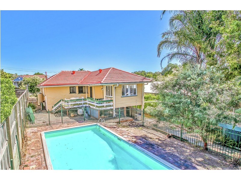 9 Vaucluse Street, Wavell Heights QLD 4012