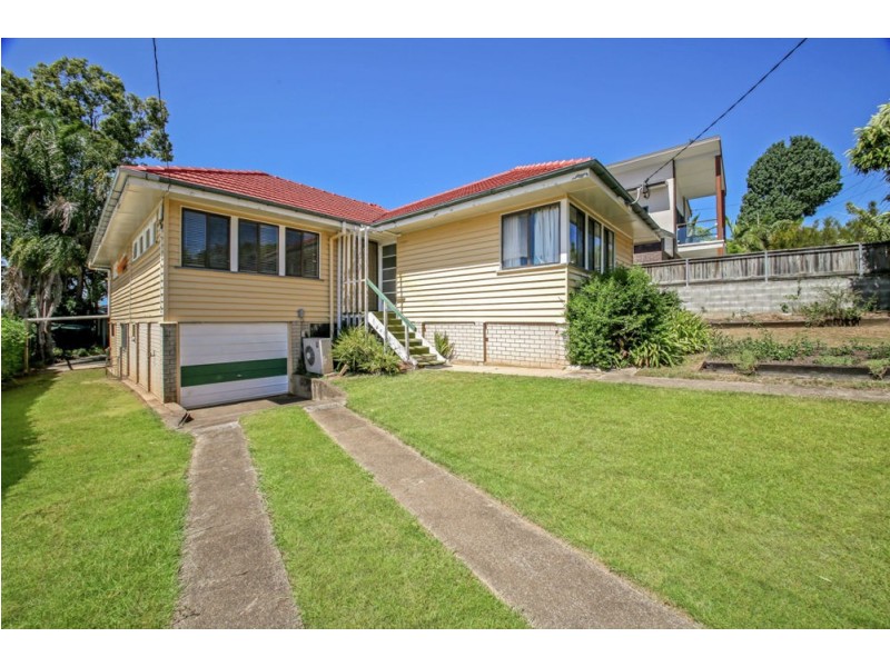 9 Vaucluse Street, Wavell Heights QLD 4012