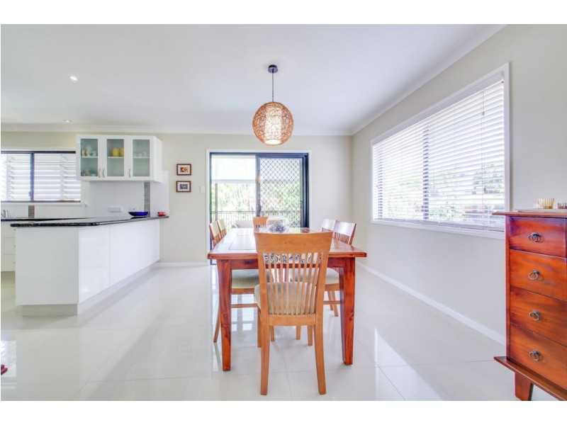 14 Cawarra Street, Carseldine QLD 4034