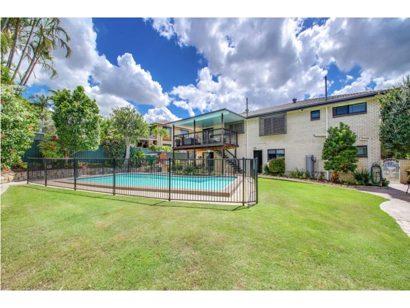 14 Cawarra Street, Carseldine QLD 4034