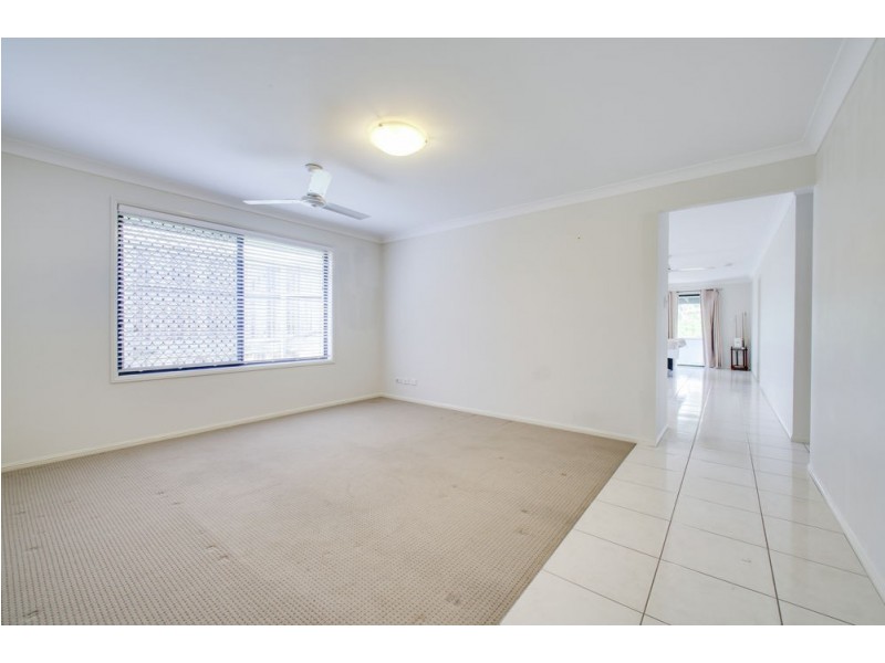3 Adam Court, Kallangur QLD 4503