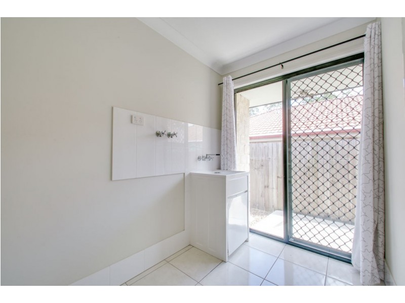 3 Adam Court, Kallangur QLD 4503
