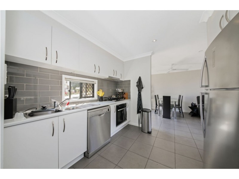 50 Warrumbungle Parade, Fitzgibbon QLD 4018
