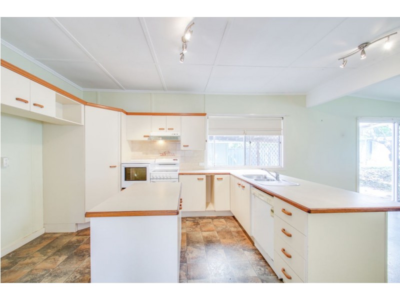 80 Crowley Street, Zillmere QLD 4034