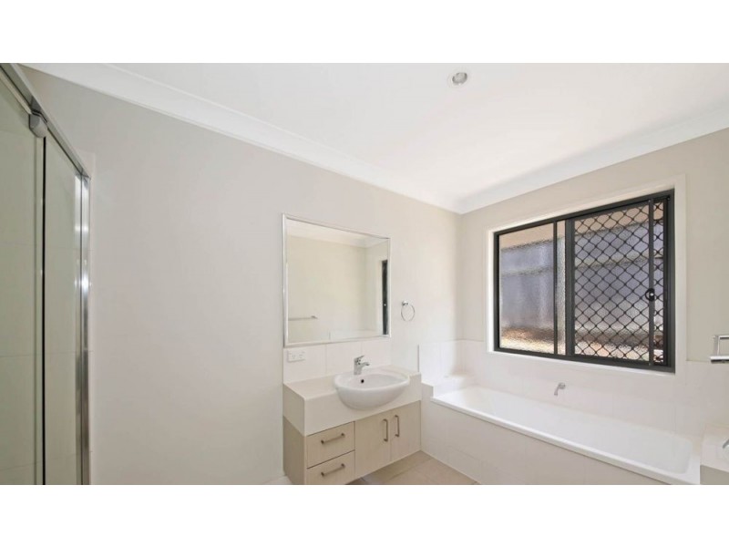 5 Hume Circuit, Warner QLD 4500