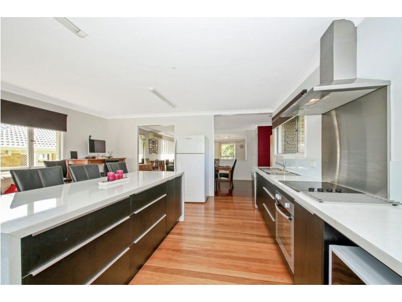 8 Cara Street, Aspley QLD 4034