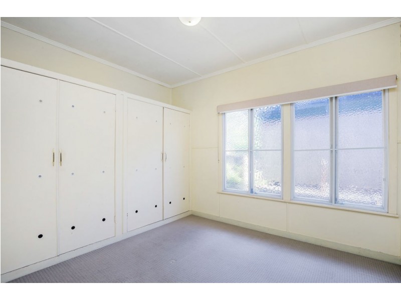 31 Percy St, Redcliffe QLD 4020