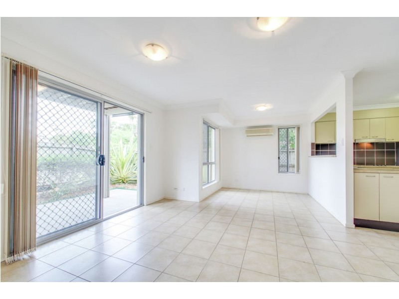 7/6 Myrtle Crescent, Bridgeman Downs QLD 4035