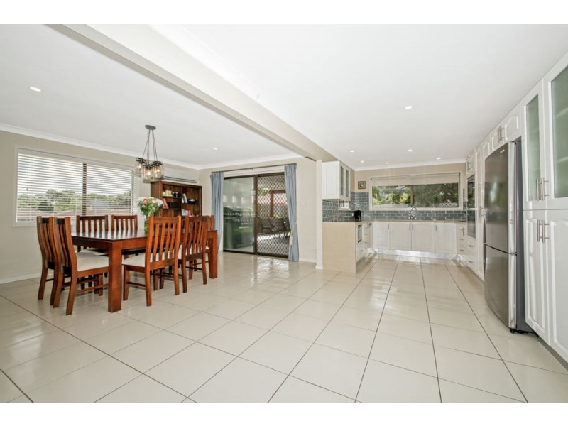 33 Claret Street, Carseldine QLD 4034