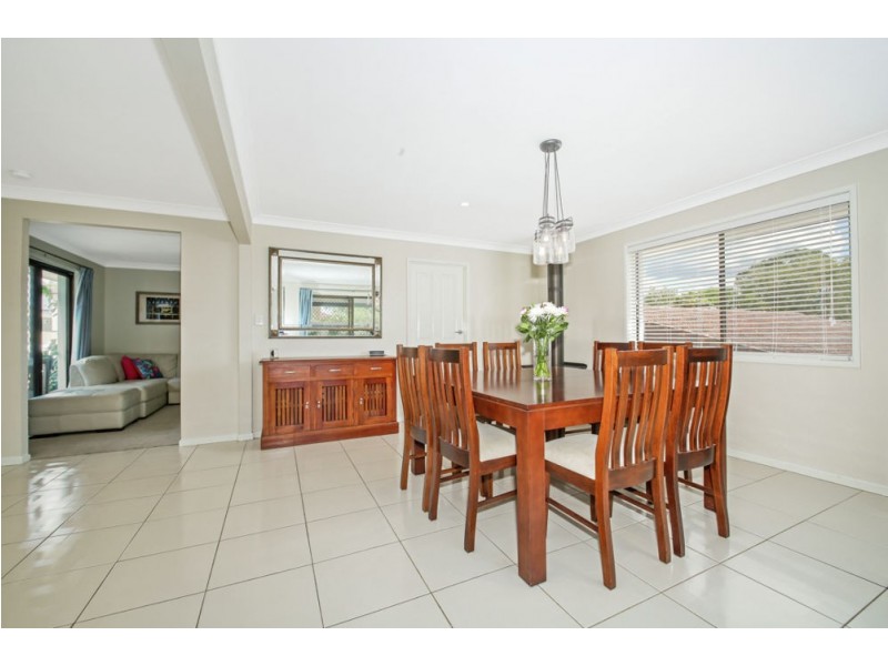 33 Claret Street, Carseldine QLD 4034