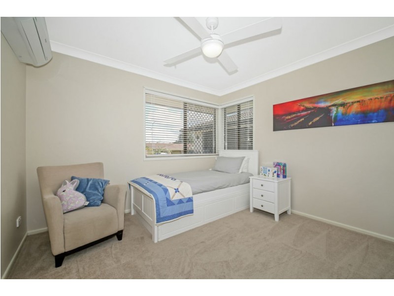 33 Claret Street, Carseldine QLD 4034