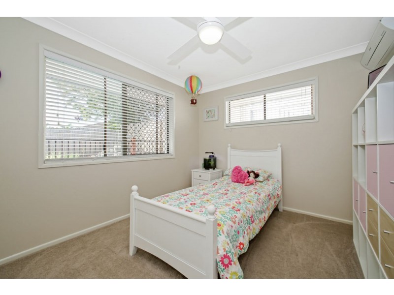 33 Claret Street, Carseldine QLD 4034