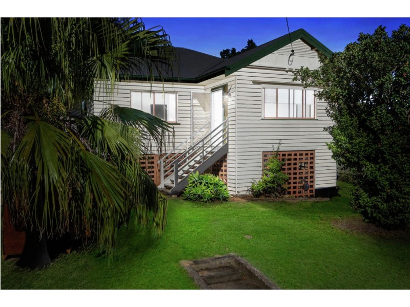 98 Jardine Street, Stafford QLD 4053