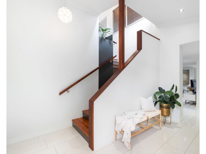 8 Waruda Street, Bracken Ridge QLD 4017