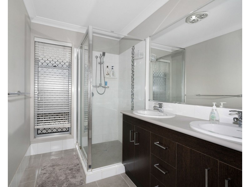 59 Strowe Place, Bracken Ridge QLD 4017