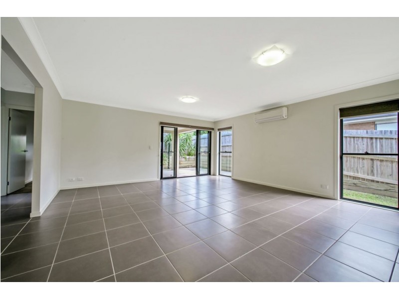 28 MacDonald Place, Carseldine QLD 4034