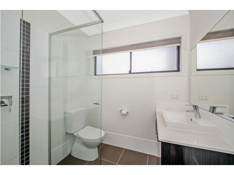 28 MacDonald Place, Carseldine QLD 4034