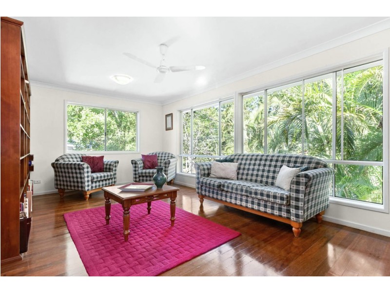 12 Olakuna Crescent, Ferny Hills QLD 4055