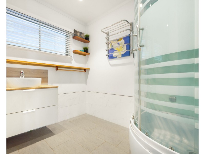 6 Benaroon Street, Bracken Ridge QLD 4017