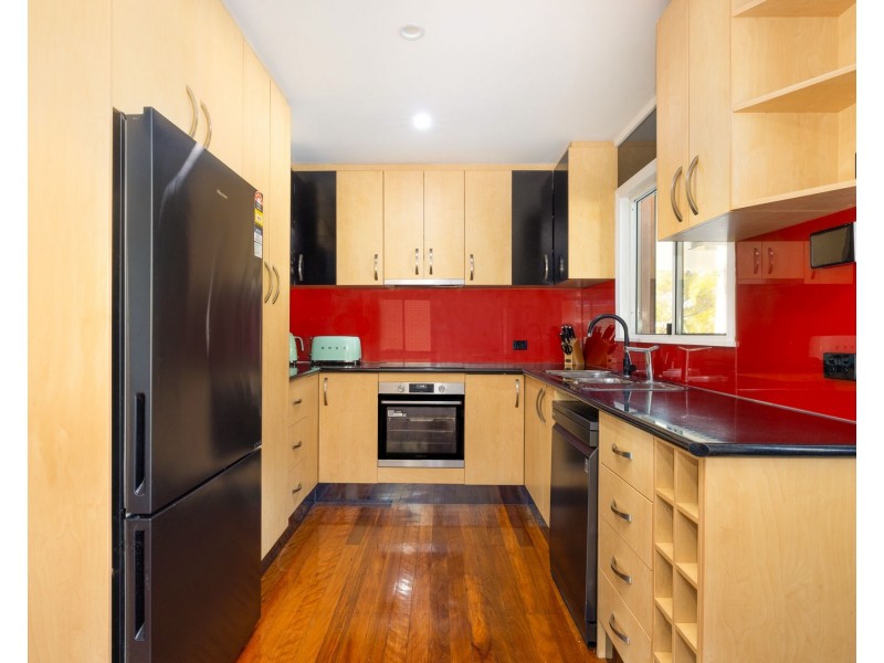 6 Benaroon Street, Bracken Ridge QLD 4017