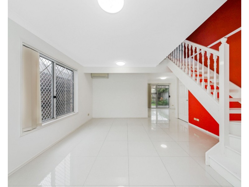 18/15 Hawbridge Street (Pitta Place), Carseldine QLD 4034