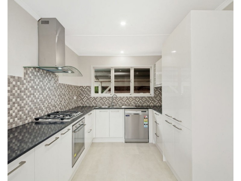 374 Bracken Ridge Rd, Bracken Ridge QLD 4017