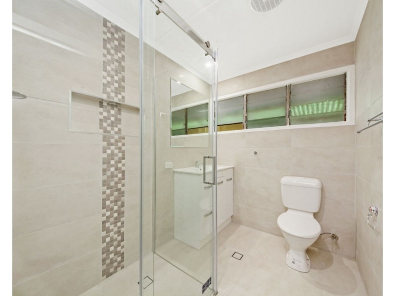 374 Bracken Ridge Rd, Bracken Ridge QLD 4017