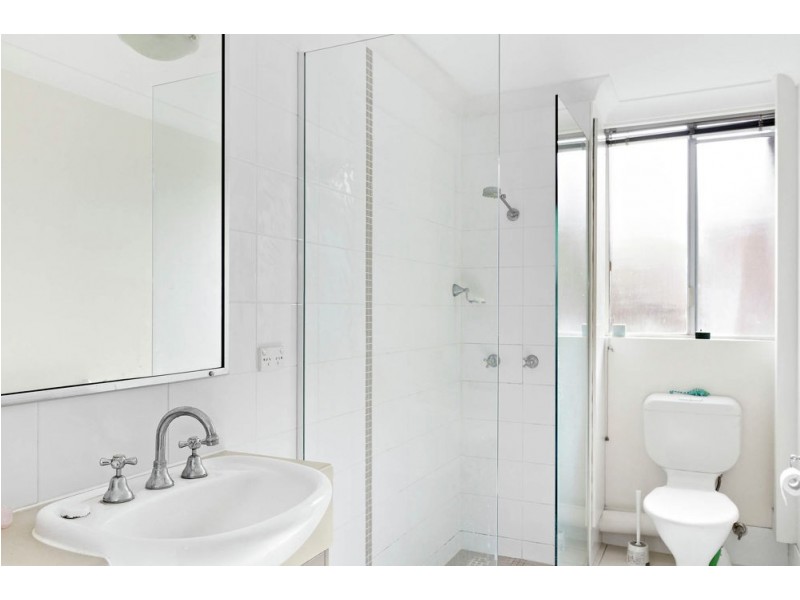 2/40 Rosemount Terrace, Windsor QLD 4030