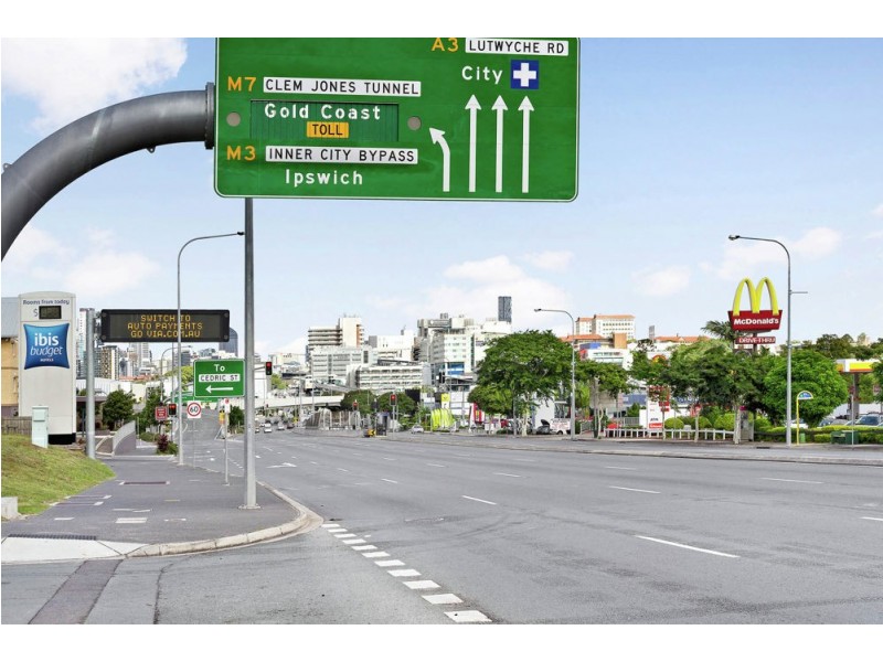 2/40 Rosemount Terrace, Windsor QLD 4030