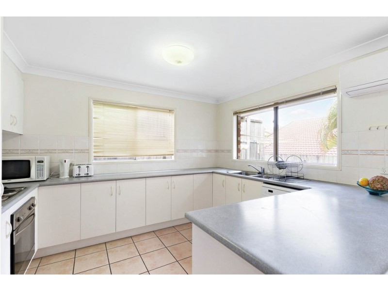 6 Alexandra Close, Aspley QLD 4034