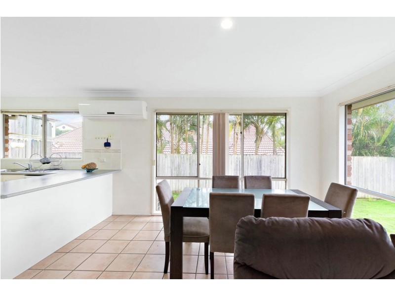 6 Alexandra Close, Aspley QLD 4034