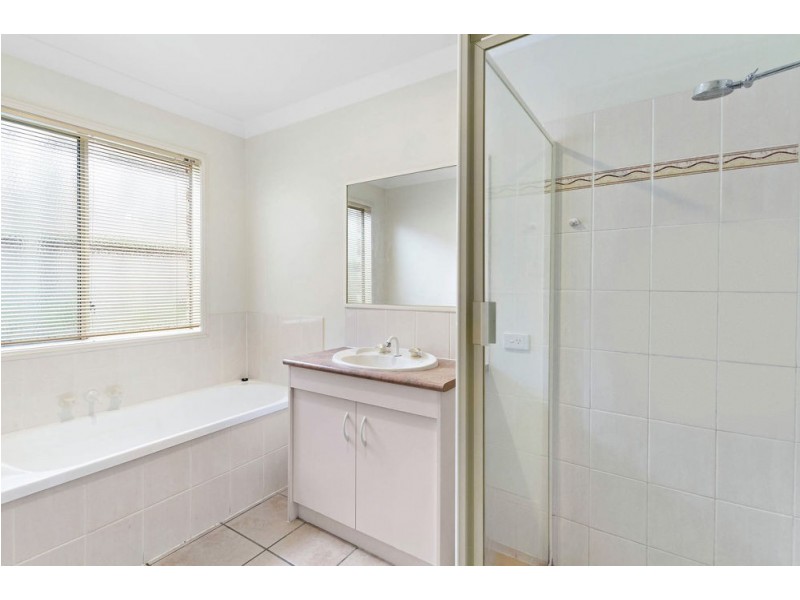 6 Alexandra Close, Aspley QLD 4034