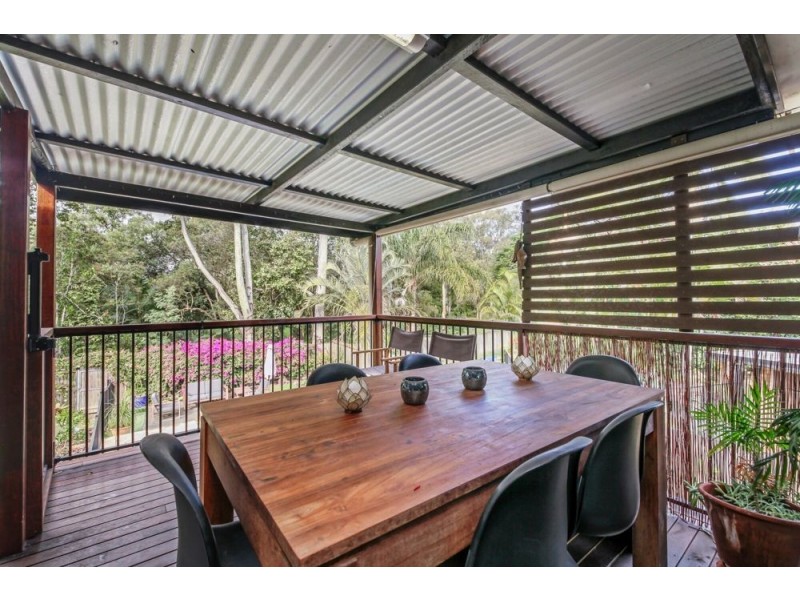 22 Folkstone Avenue, Albany Creek QLD 4035