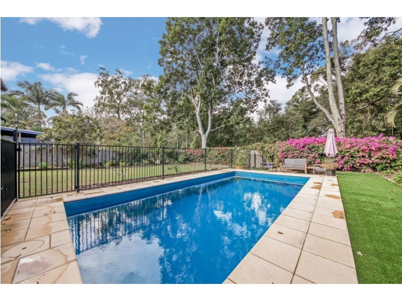 22 Folkstone Avenue, Albany Creek QLD 4035