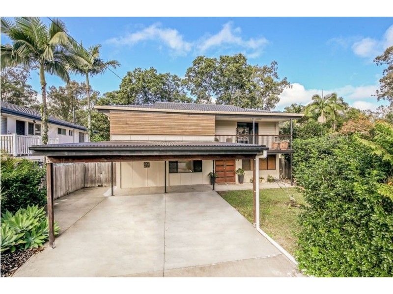 22 Folkstone Avenue, Albany Creek QLD 4035